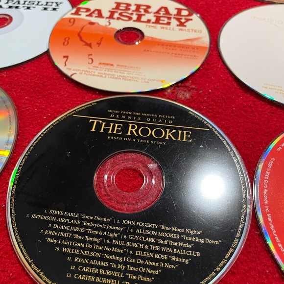 Assorted CD Collection - Picture 5 of 11